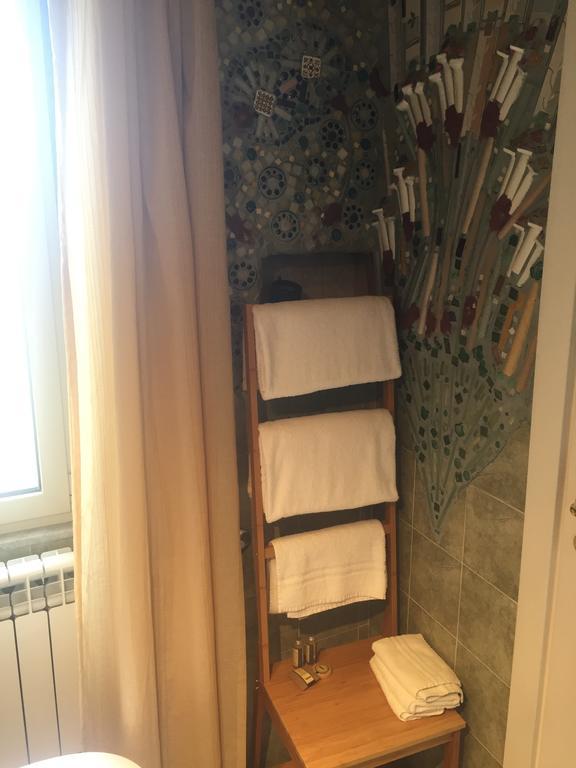 卡萨帝艾米尼酒店 那不勒斯 外观 照片